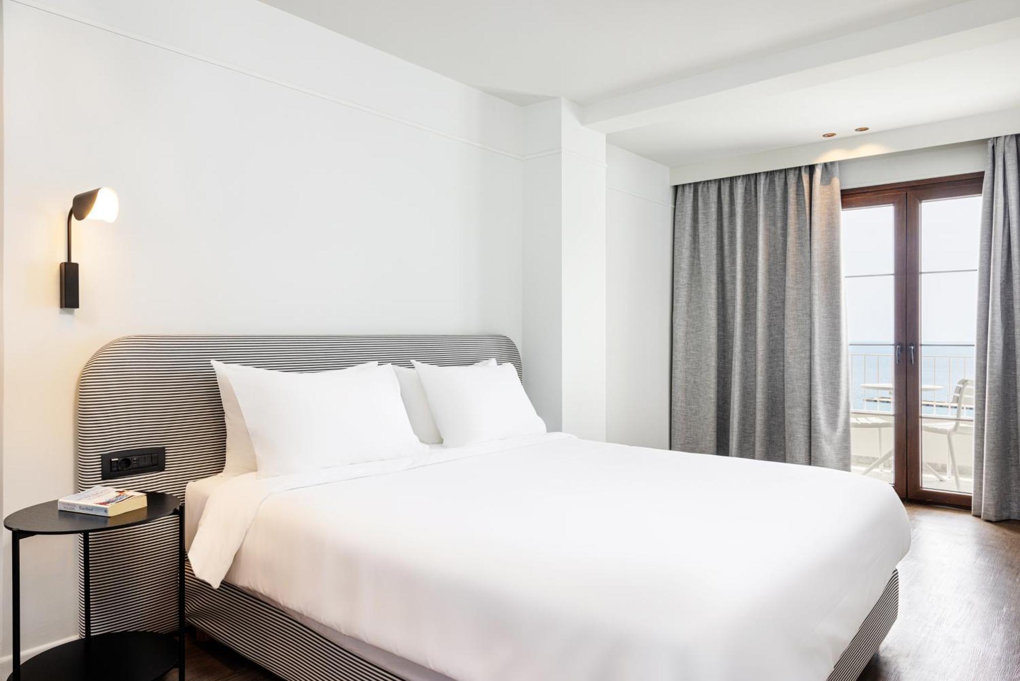 Doryssa Lithos Hotel 3*